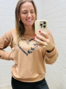 blusa moletinho coração vermelha