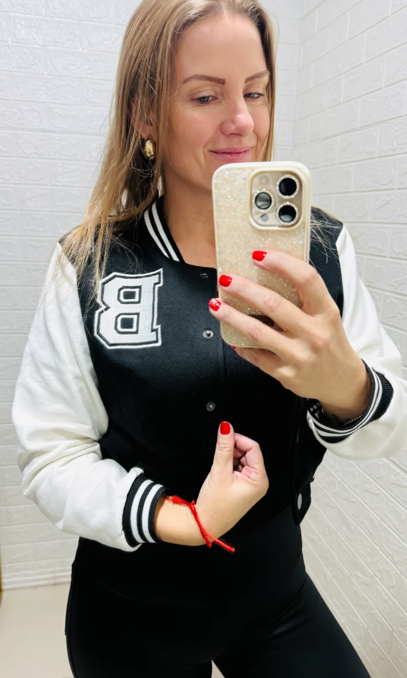 blusa moletinho coração vermelha