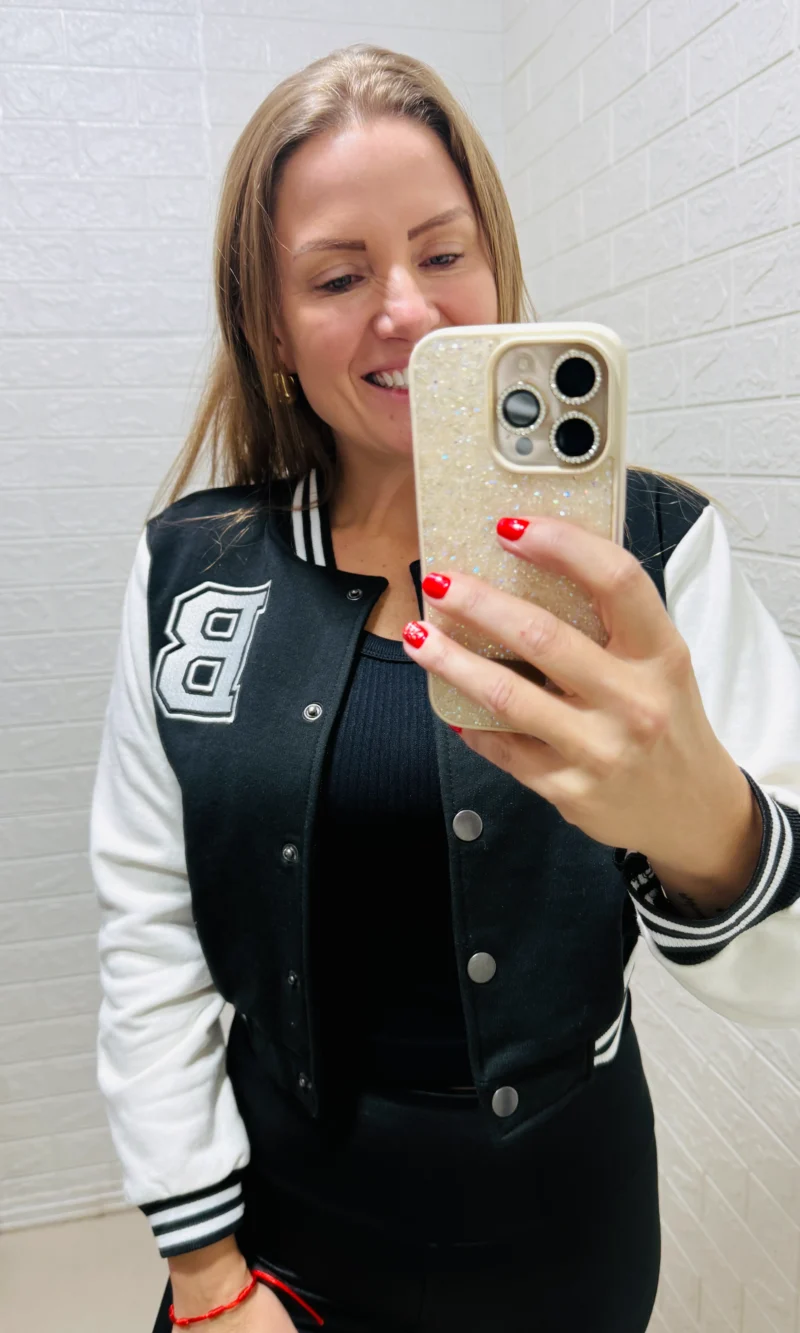blusa moletinho coração vermelha