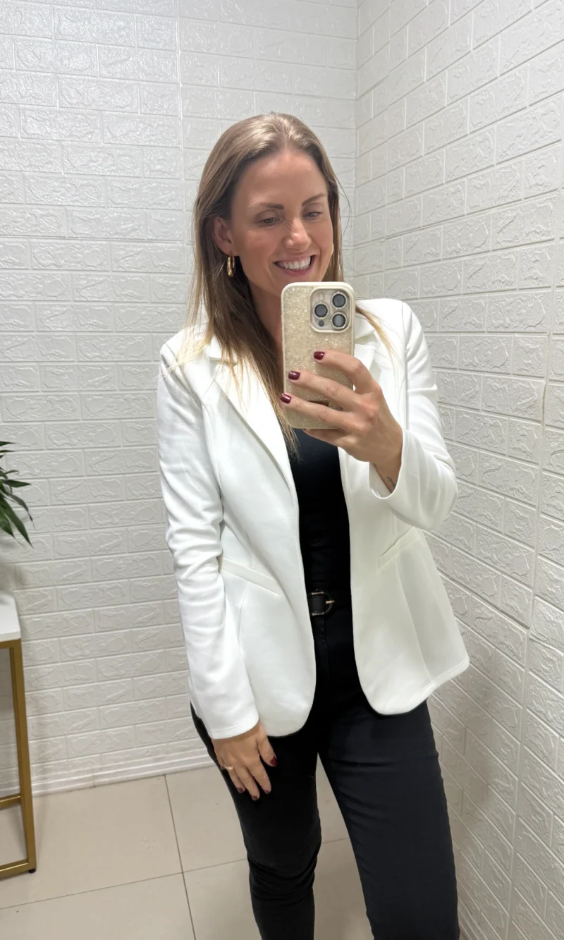 blazer 205 off white