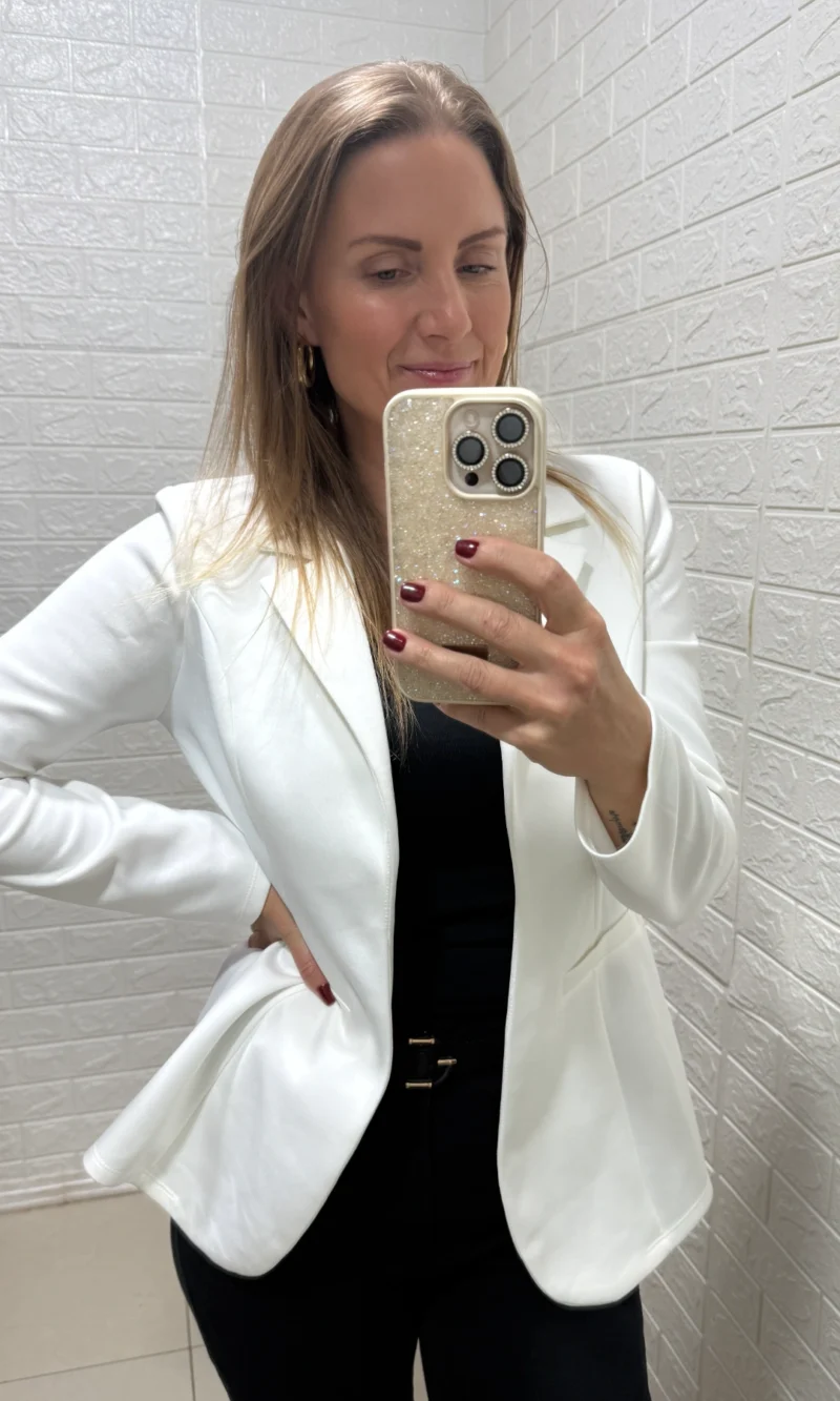 blazer 205 off white