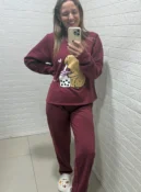 conjunto pijama capivara bordô