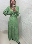 vestido longo estampa camponesa verde