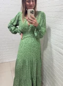 vestido longo estampa camponesa verde