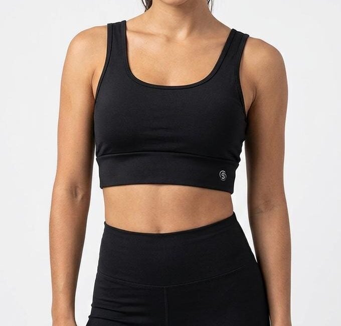 top cia corpo preto